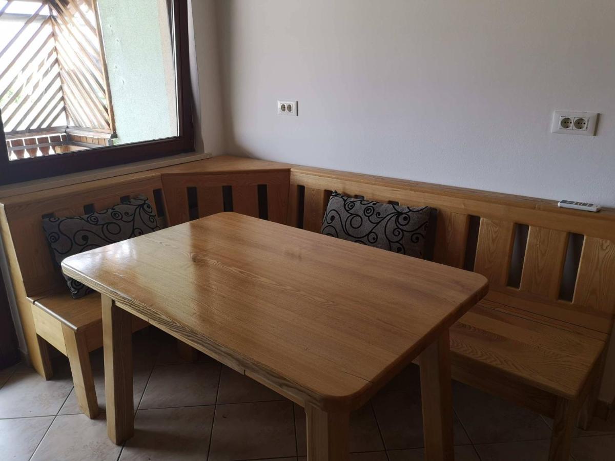 Sobe Sm0Lej Hostel Bled Kültér fotó