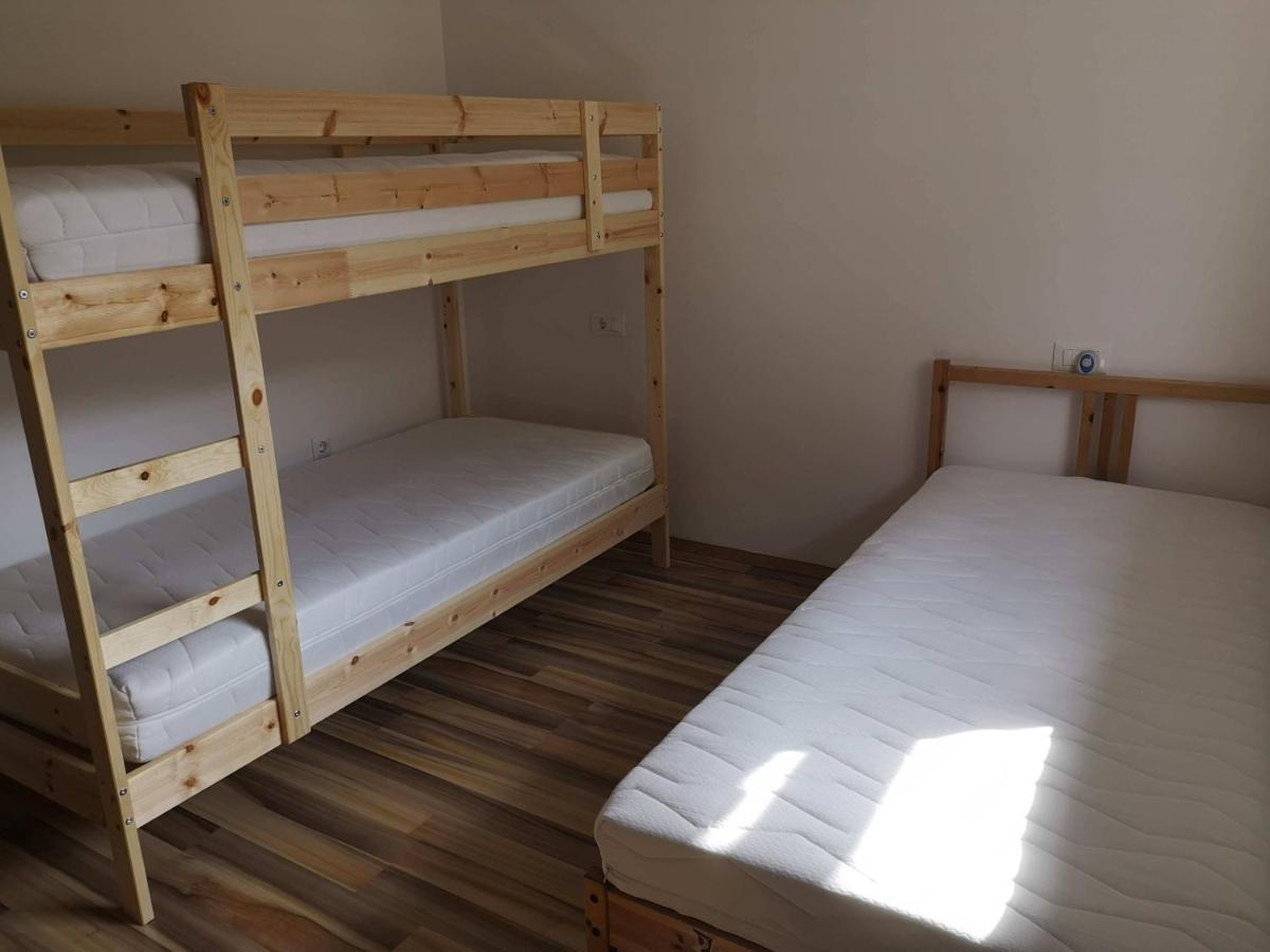 Sobe Sm0Lej Hostel Bled Kültér fotó
